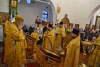 Архиерейское богослужение в престольный праздник в храме преподобного Саввы Сторожевского поселка Заря